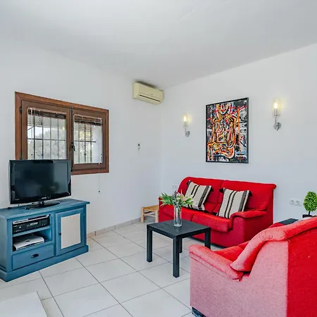 Pao By Interhome فيلة خافييا